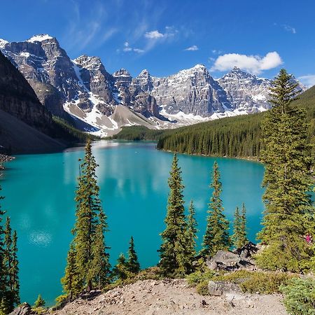 Moraine Lake Lodge Lake Louise Esterno foto
