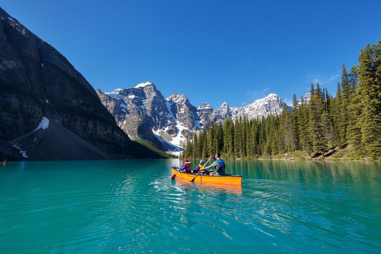 Moraine Lake Lodge Lake Louise Esterno foto